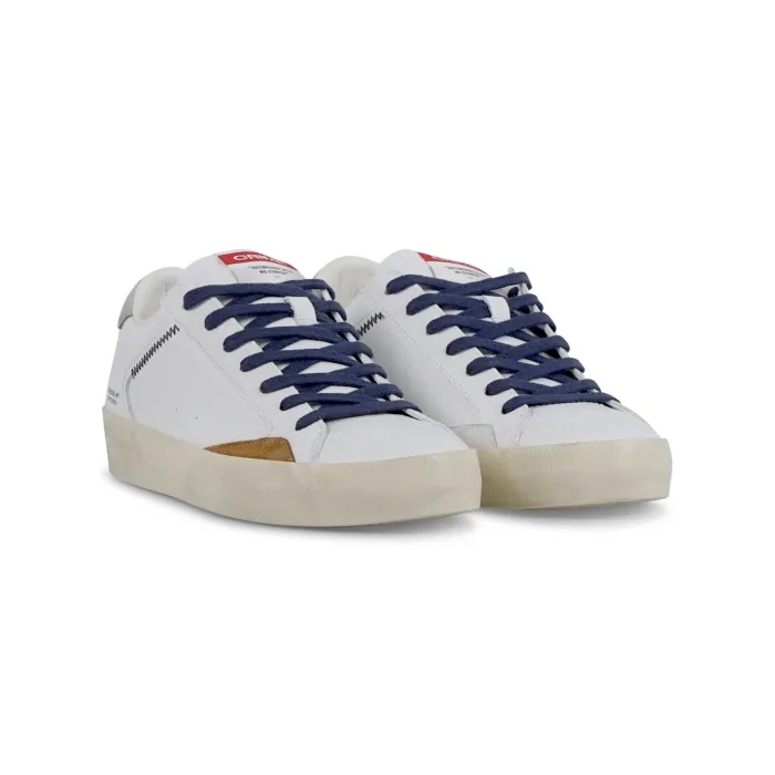 Crime London - Sneakers bianca in pelle con dettagli distressed su tomaia e