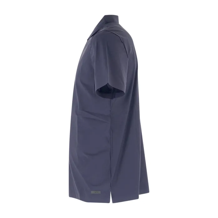 Unity - Camicia blu a mezza manica in tessuto tecnico con patch logo gommato