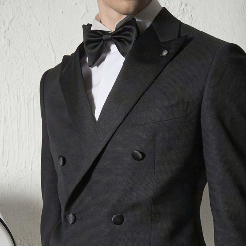 Luigi Bianchi Mantova Flirt - Abito doppiopetto nero con rever a lancia in raso 2