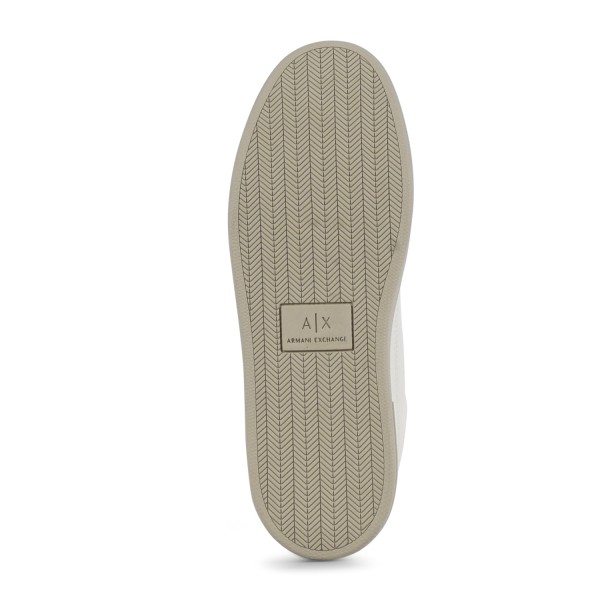 Armani Exchange - Sneakers bianca effetto pelle dalla finitura grana per uomo |