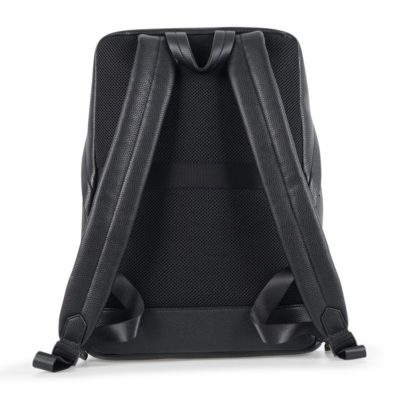 Armani Exchange - Zaino nero in ecopelle matrellata e incisione logo sul fronte