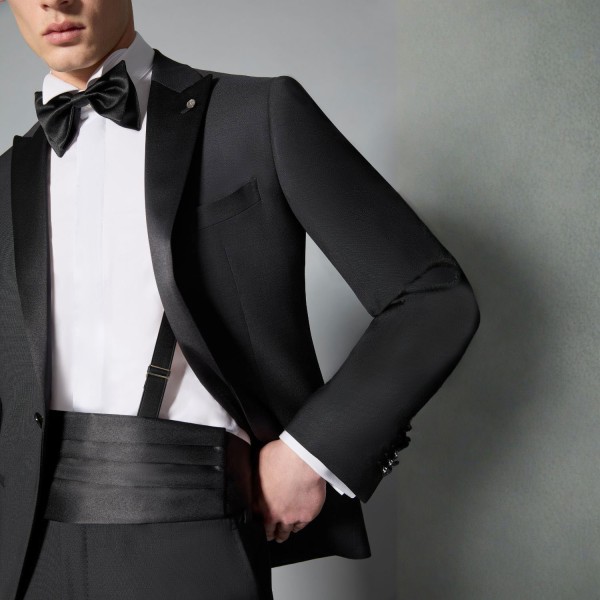 Luigi Bianchi Mantova Flirt - Abito Smoking monopetto nero con rever a lancia