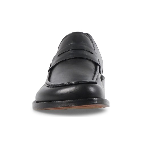 Morgillo - Mocassino nero in pelle con punta larga e passante per uomo | 911/03 2