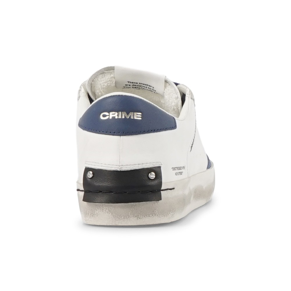 Crime London - Sneakers bianca in pelle Distressed con lacci e talloncino in