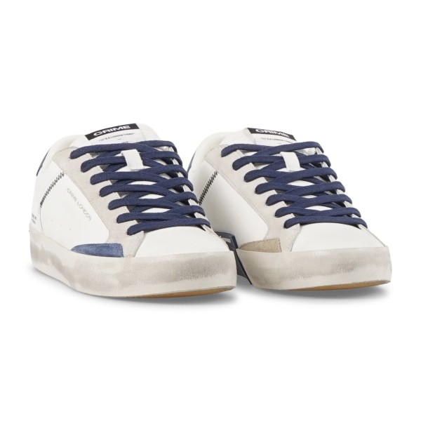 Crime London - Sneakers bianca in pelle Distressed con lacci e talloncino in