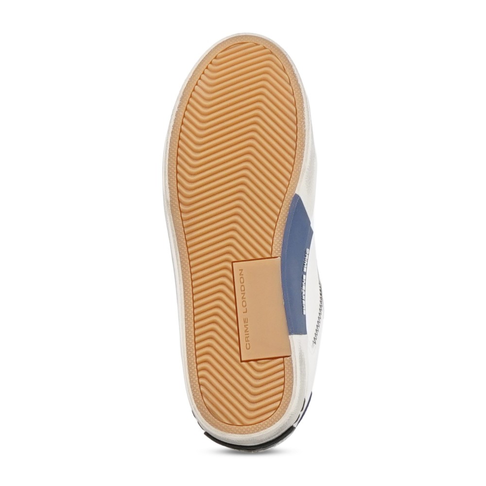 Crime London - Sneakers bianca in pelle Distressed con lacci e talloncino in