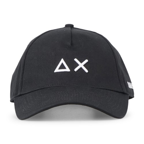 Sun68 - Cappello nero in cotone con visiera e logo a contrasto ricamato per