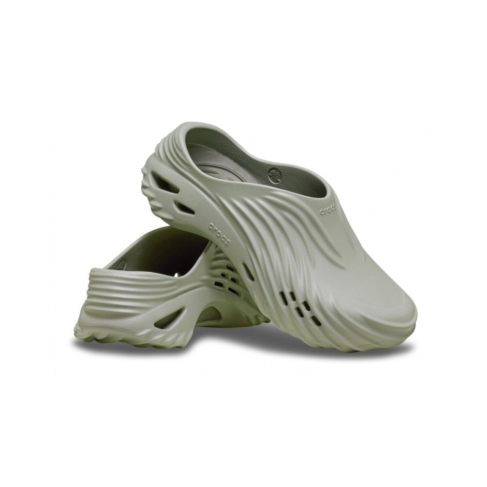 Crocs - Sandali grigio Echo Wave scanalature e texture ispirate al digitale per