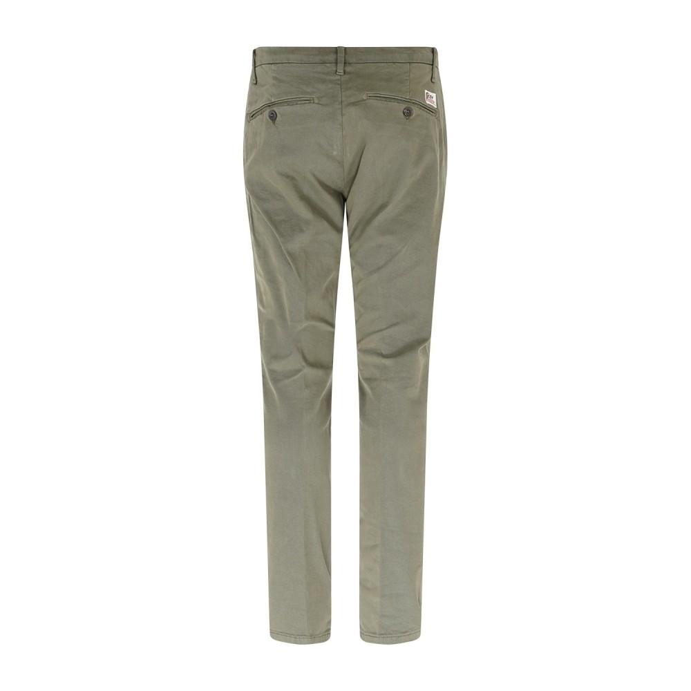Roy Roger's - Pantalone New Rolf verde tasca a filo slim fit in gabardina per
