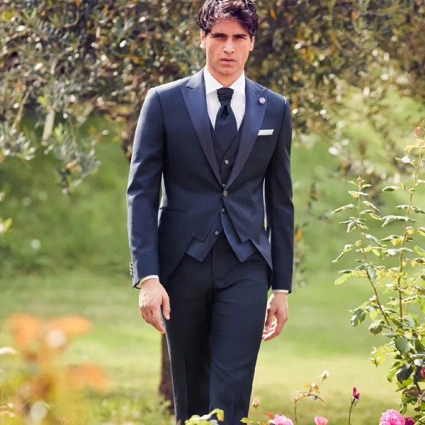 Luigi Bianchi Cerimonia - Abito tight con rever a lancia per uomo | 