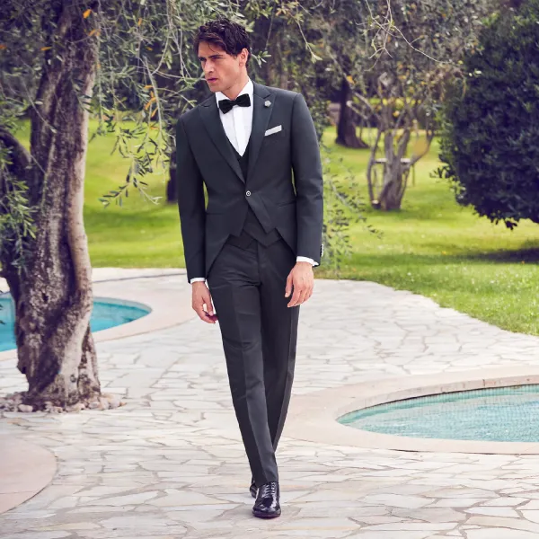 Luigi Bianchi Cerimonia - Abito tight con rever a lancia per uomo | 