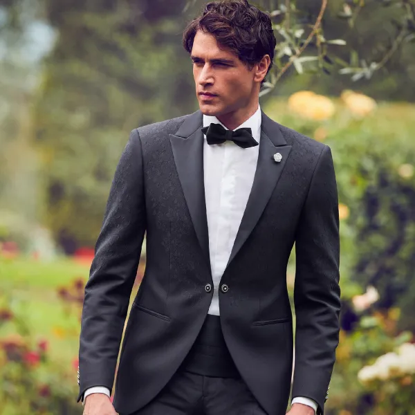 Luigi Bianchi Cerimonia - Abito smoking con rever a lancia per uomo | 